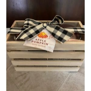 Apple Pumpkin Candles Set